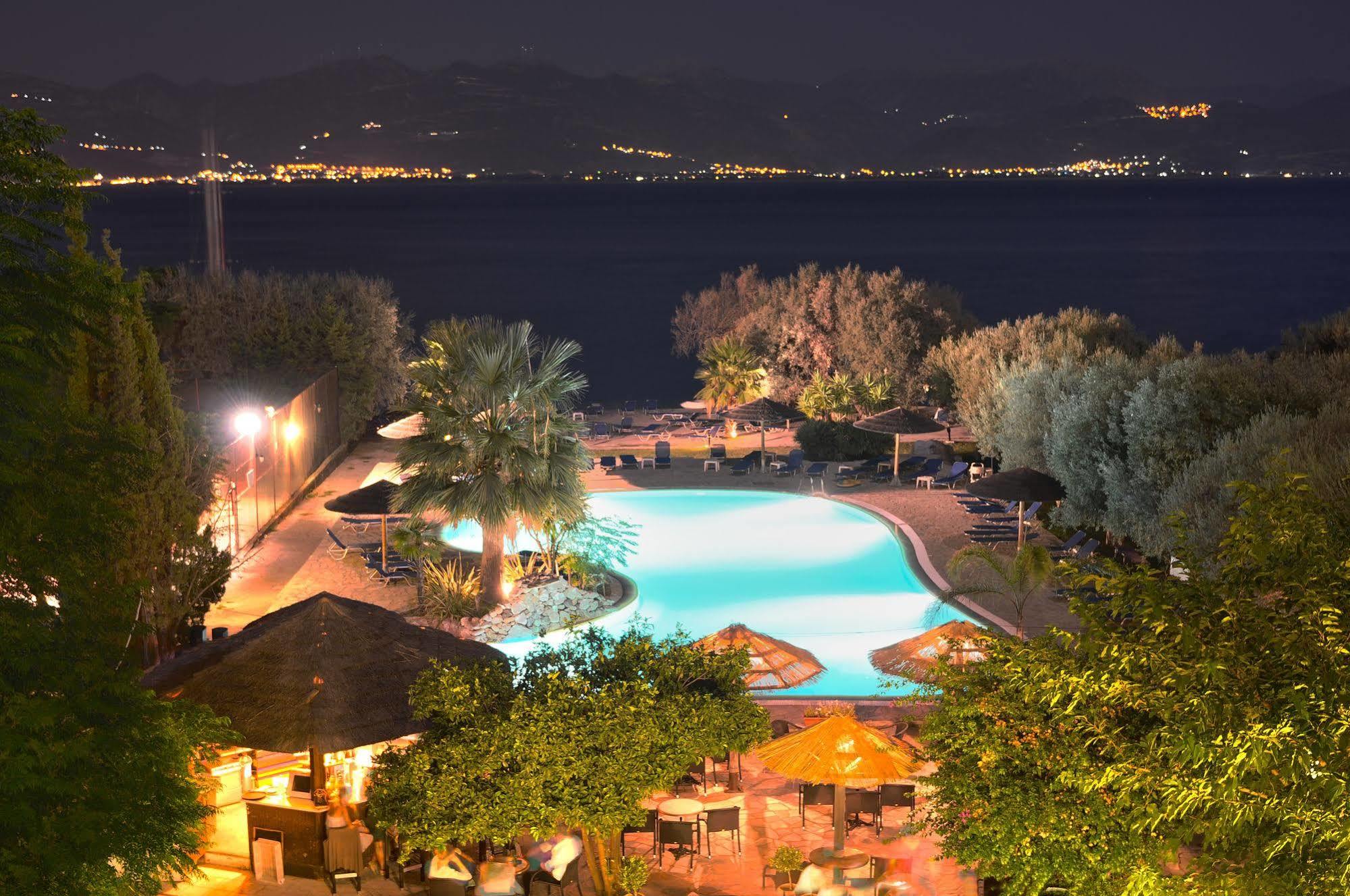 Florida Blue Bay Resort & Spa Psathópirgos Exterior foto